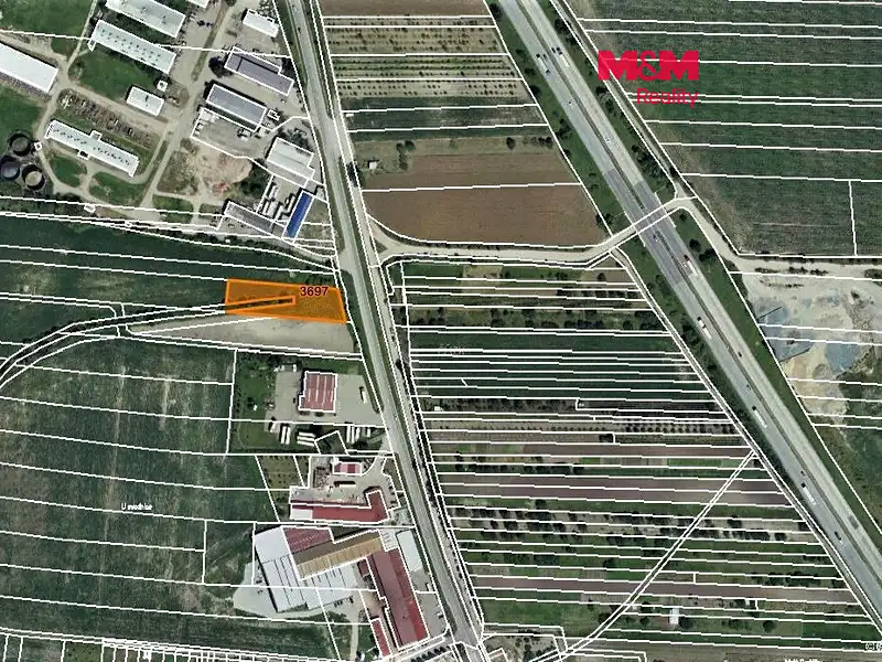 Prodej komerčního pozemku 2044 m², Starovičky – náhled fotky 1