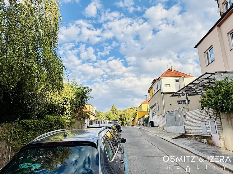 Pronájem bytu 2+kk, 40 m² (27 z 28)