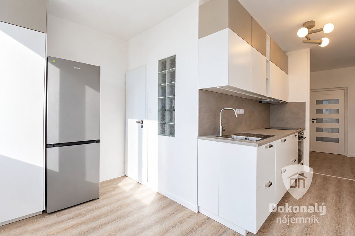 Pronájem bytu 4+1 77 m²