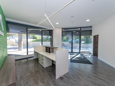 Prodej obchodního prostoru 220 m²
