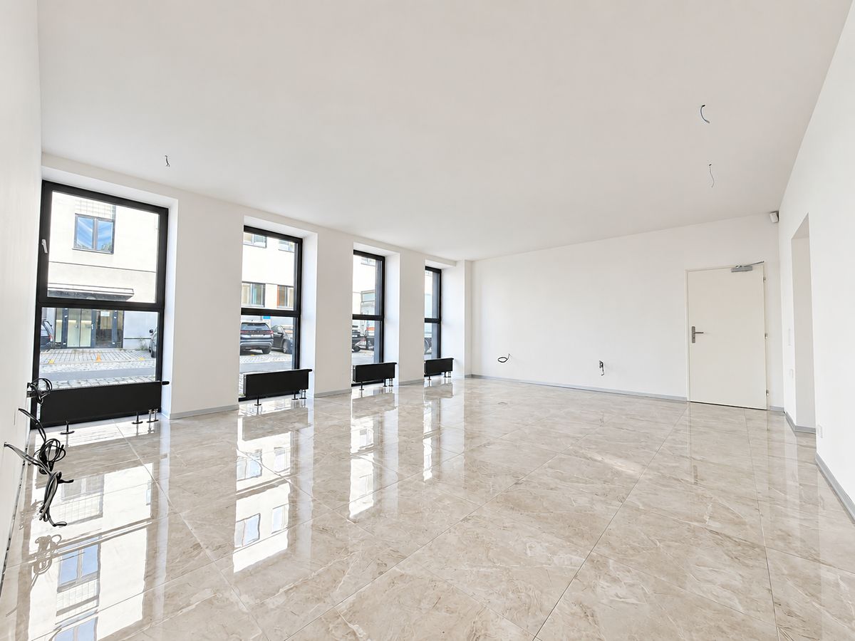 Pronájem obchodního prostoru 98 m² – fotografie 5