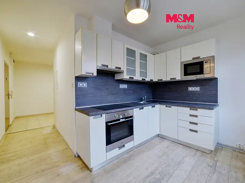 Pronájem bytu 2+1 64 m², Cheb – náhled fotky 1