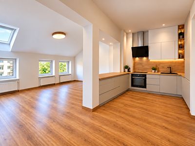 Pronájem bytu 4+kk 85 m²
