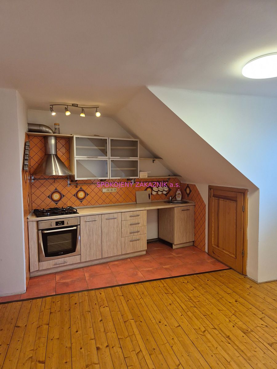 Pronájem bytu 2+1 59 m²