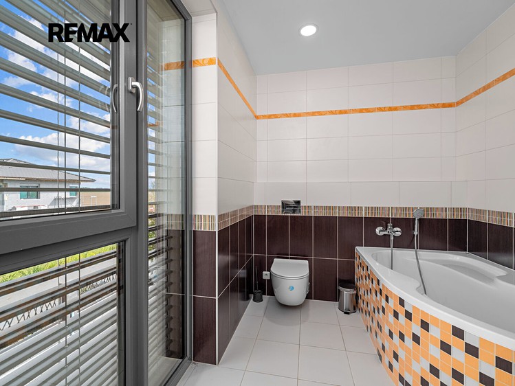 Будинок на продаж, 304 м² (24 з 34)