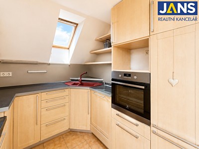 Квартира 3+1 на продаж, 74 м² (3 з 35)