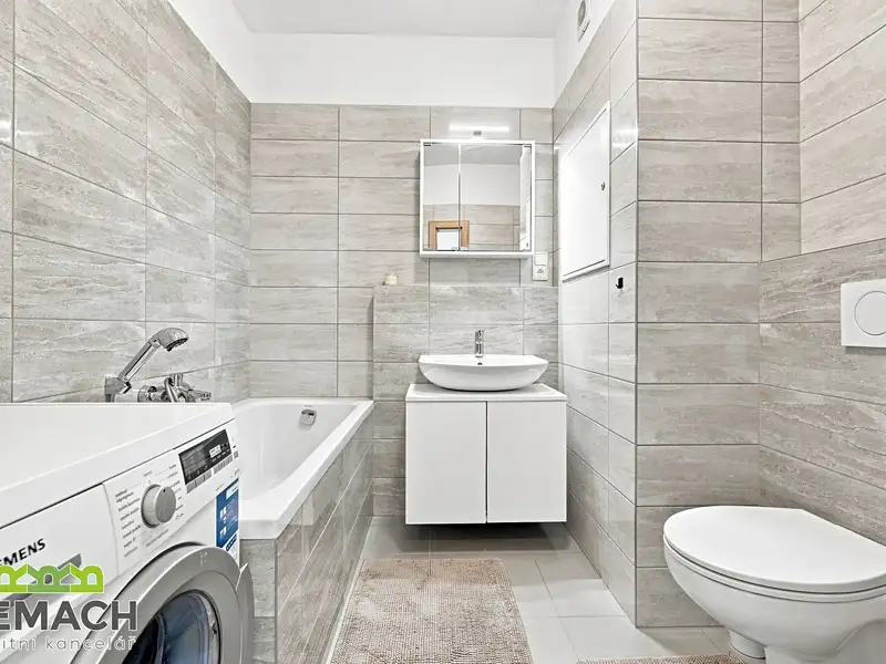 Pronájem bytu 2+kk 61 m², Uherské Hradiště – náhled fotky 3