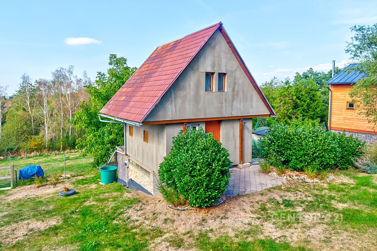 Prodej chaty 40 m², pozemek 2003 m² – fotografie 2