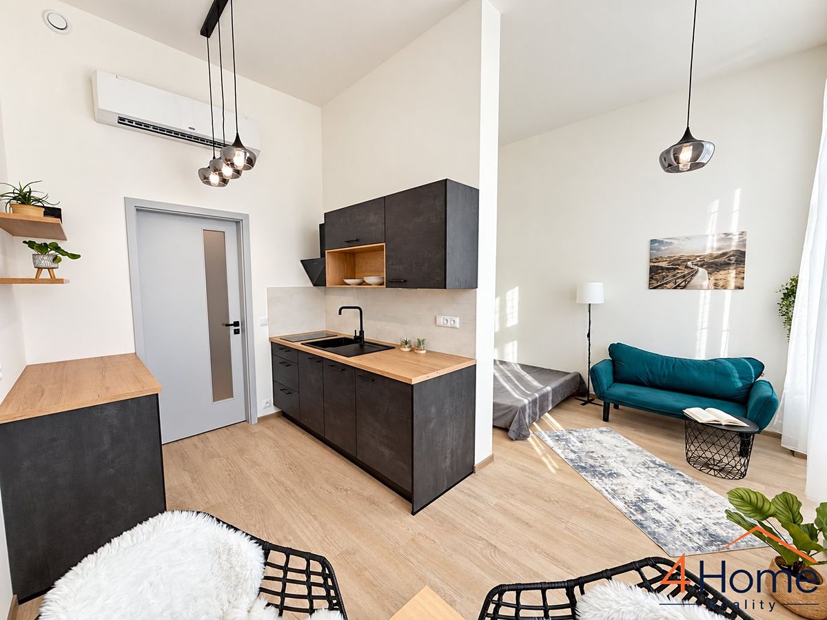 Pronájem bytu 1+kk 30 m² – fotografie 3