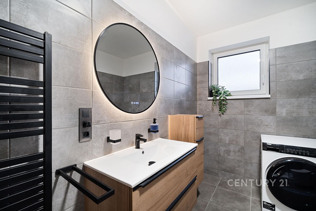 Prodej rodinného domu 125 m², pozemek 803 m² – fotografie 5