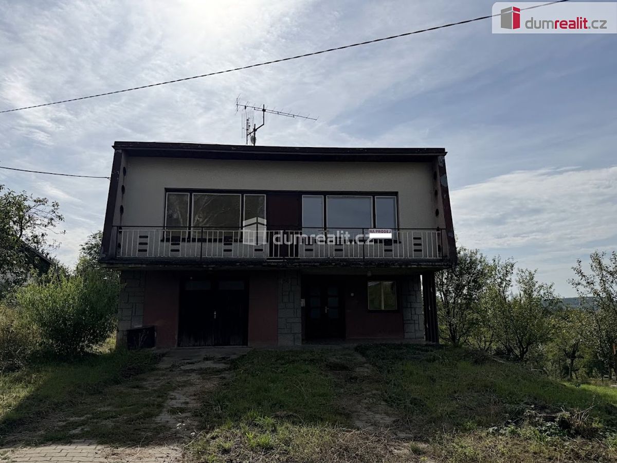 Prodej rodinného domu 180 m², pozemek 1137 m² – fotografie 3