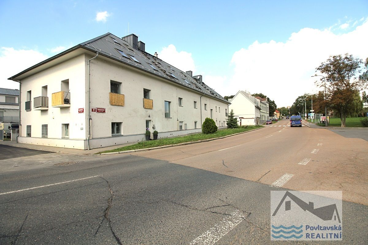 Prodej bytu 2+kk 72 m², Praha – fotka 1 z 3