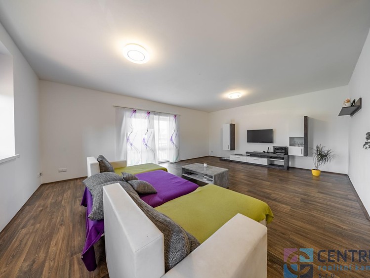 Prodej komerčního prostoru, 265 m² (8 z 43)
