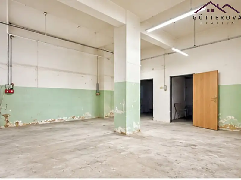 Pronájem skladového prostoru 200 m², Neuměř – náhled fotky 3