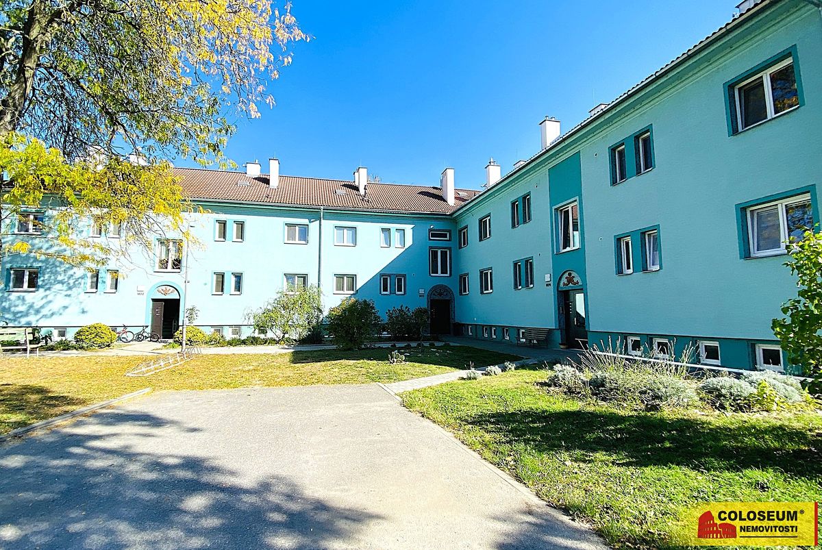 Pronájem bytu 3+1 59 m², Dubňany – fotka 1 z 3