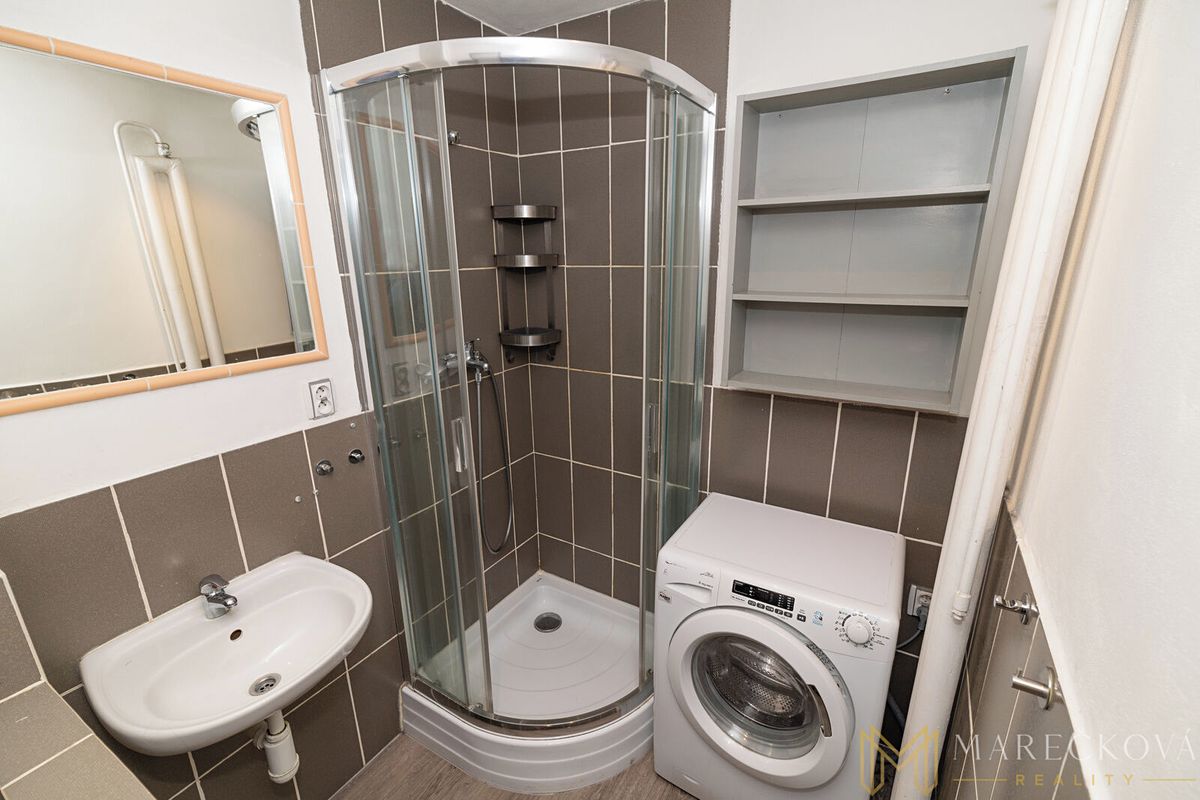 Prodej bytu 1+1 38 m² – fotografie 3