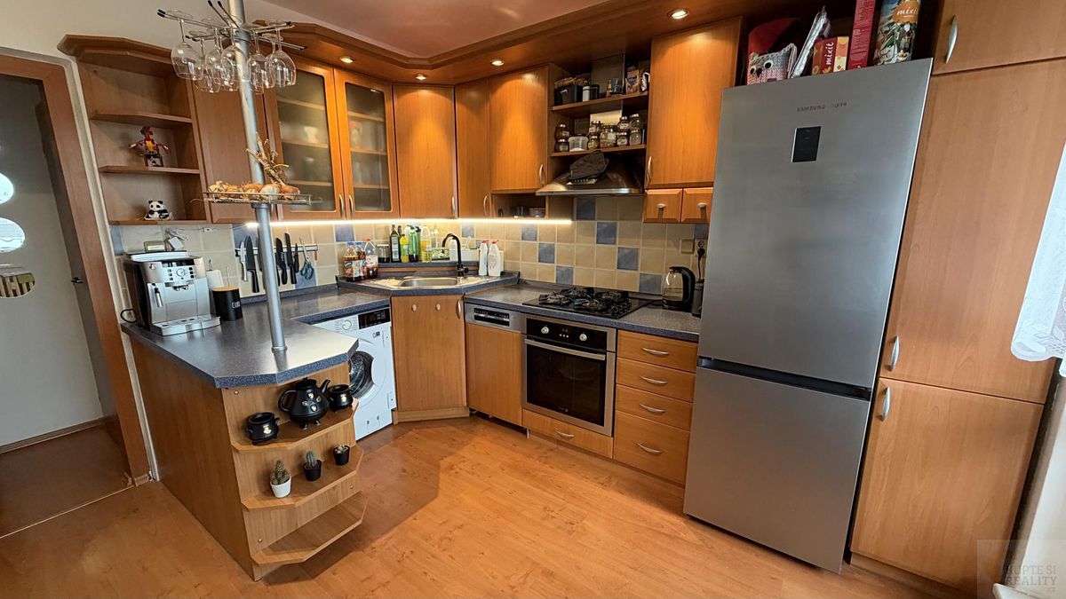Prodej bytu 3+1 66 m², Ostrava – fotka 1 z 3