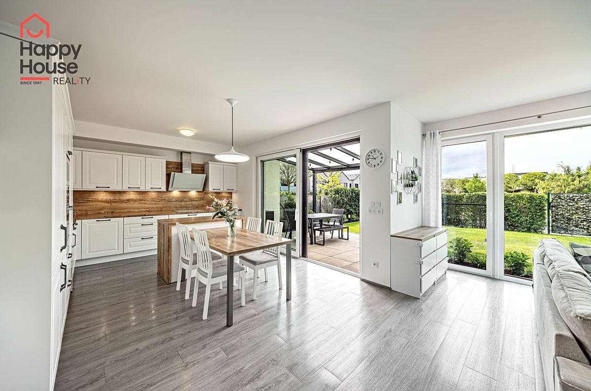 Pronájem rodinného domu 146 m², pozemek 244 m² – fotografie 4