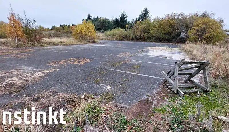 Pronájem komerčního pozemku 5188 m², Dubí – náhled fotky 3