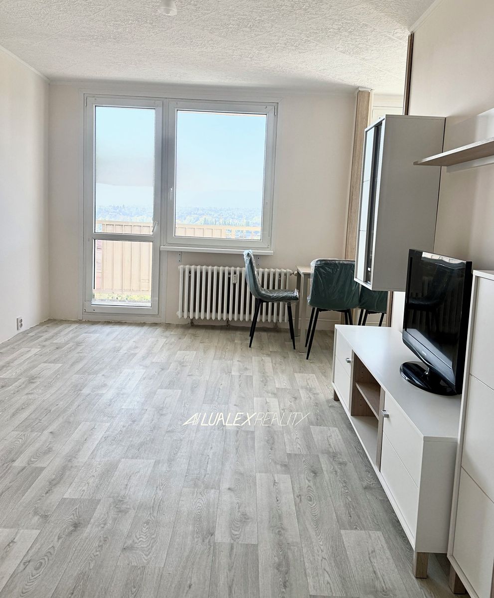 Pronájem bytu 2+kk 60 m² – fotografie 5