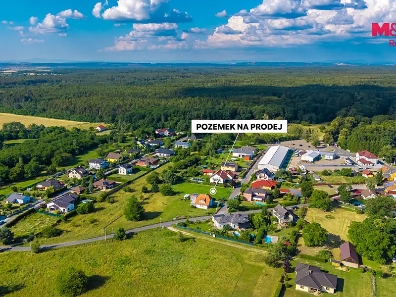 Prodej stavebního pozemku 1419 m², Loučeň – náhled fotky 3