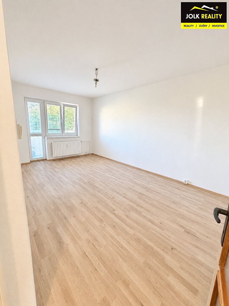 Pronájem bytu 2+1 54 m² – fotografie 3