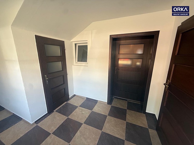 Pronájem bytu 3+kk, 84 m² (9 z 15)