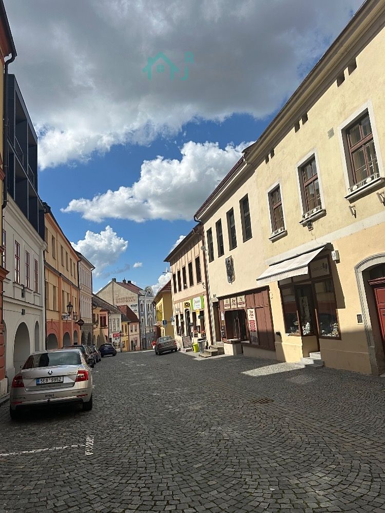 Pronájem obchodního prostoru 120 m²