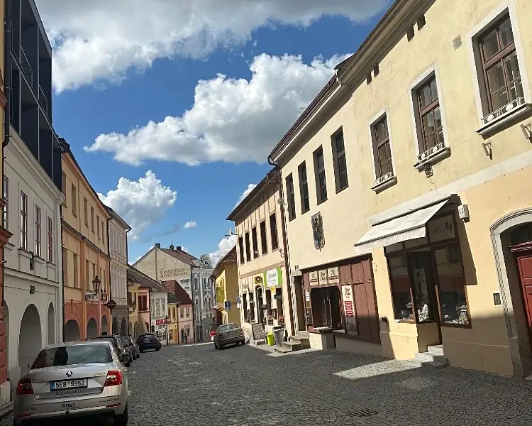 Pronájem obchodního prostoru 120 m², Chrudim – náhled fotky 1