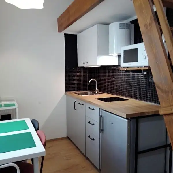 Prodej bytu 1+kk 23 m², Praha – náhled fotky 1