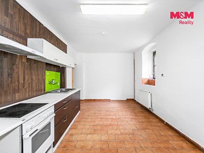 Комерційне приміщення на продаж, 230 м² (2 з 30)