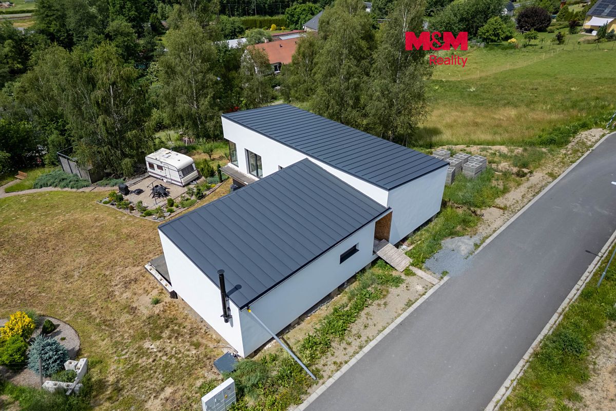 Prodej rodinného domu 160 m², pozemek 1495 m²