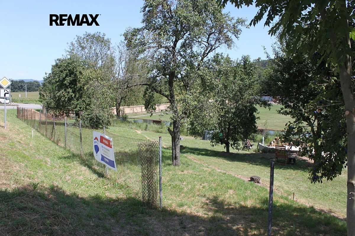 Prodej stavebního pozemku 490 m²