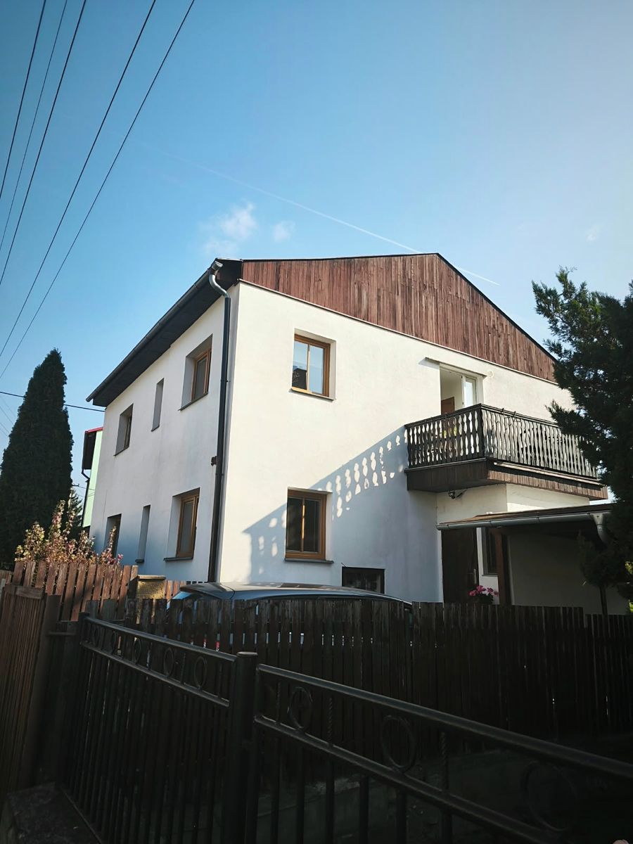 Prodej rodinného domu 172 m², pozemek 431 m² – fotografie 2