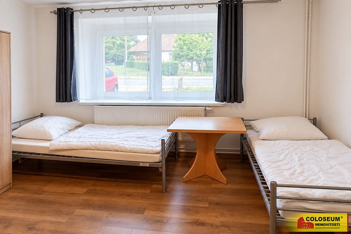 Pronájem rodinného domu 200 m², pozemek 572 m² – fotografie 5