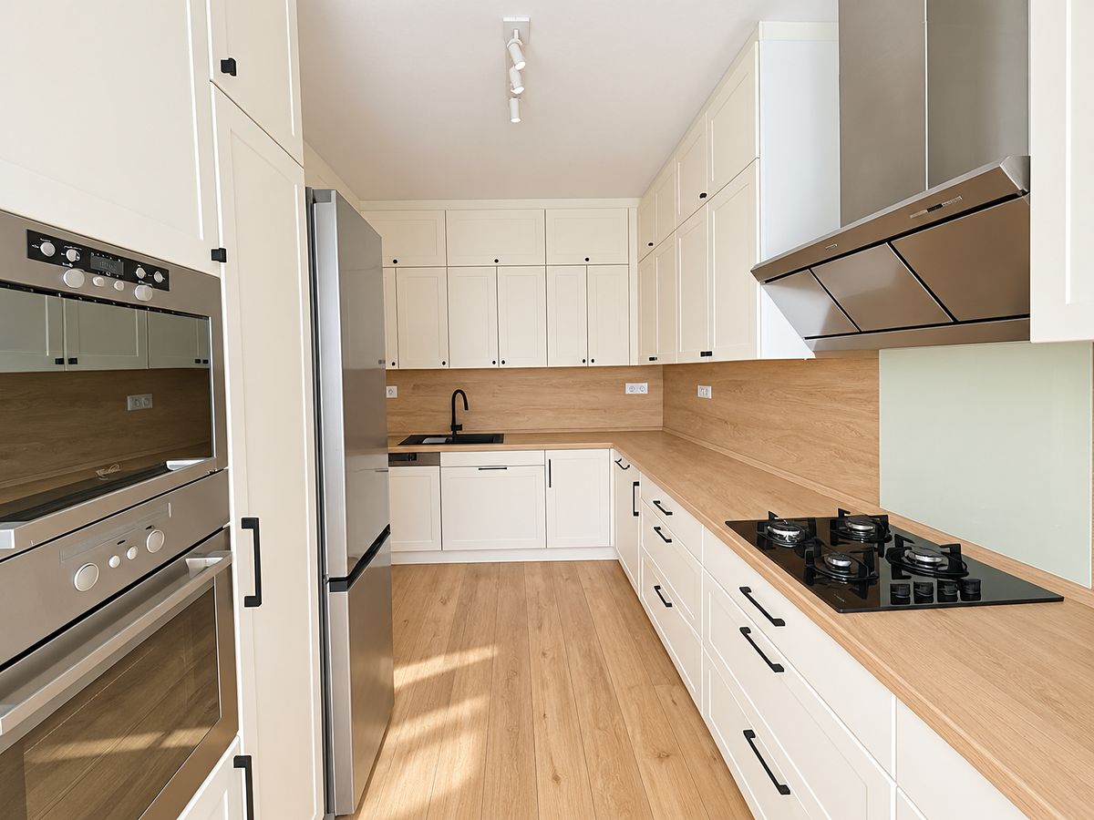 Pronájem bytu 3+1 95 m² – fotografie 3