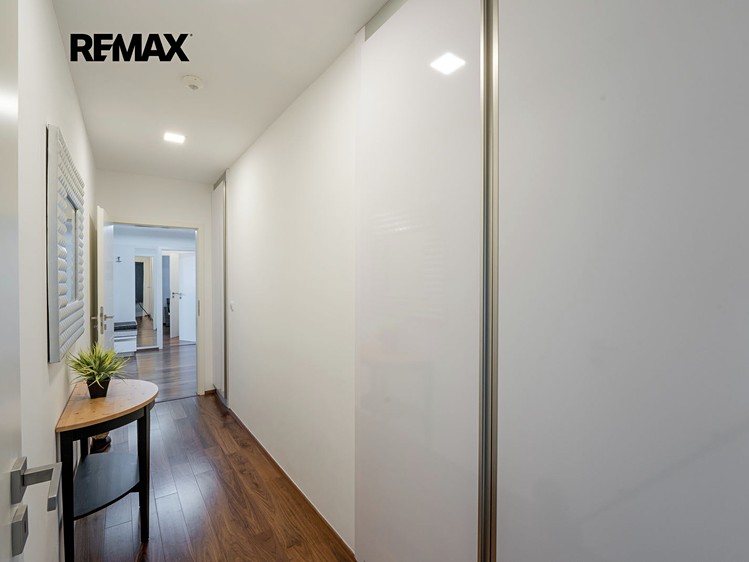 Prodej domu, 255 m² (20 z 25)