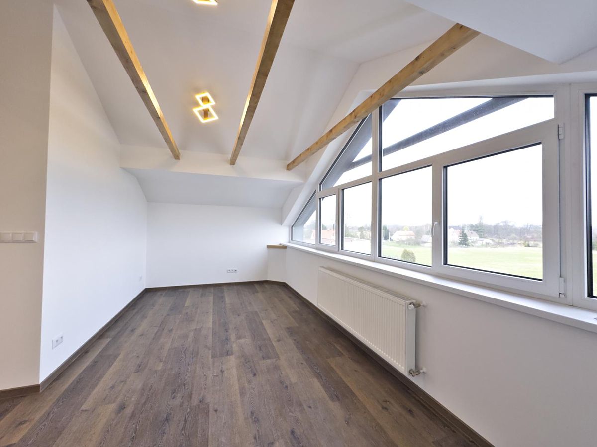 Pronájem bytu 1+kk 28 m² – fotografie 4