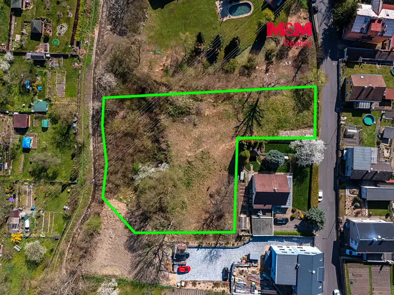 Prodej stavebního pozemku 2812 m², Děčín – náhled fotky 1