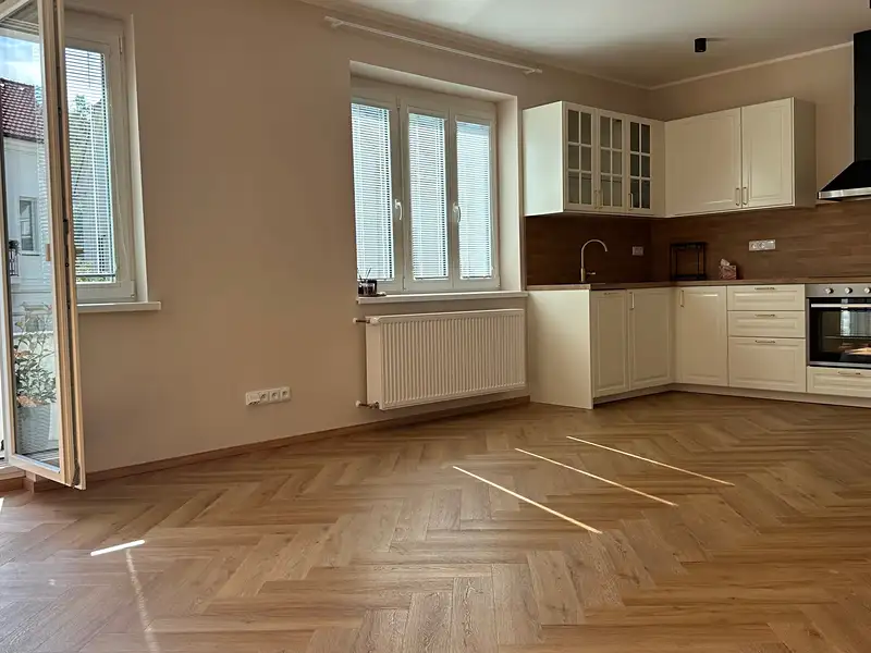 Pronájem bytu 3+kk 75 m², Luhačovice – náhled fotky 1