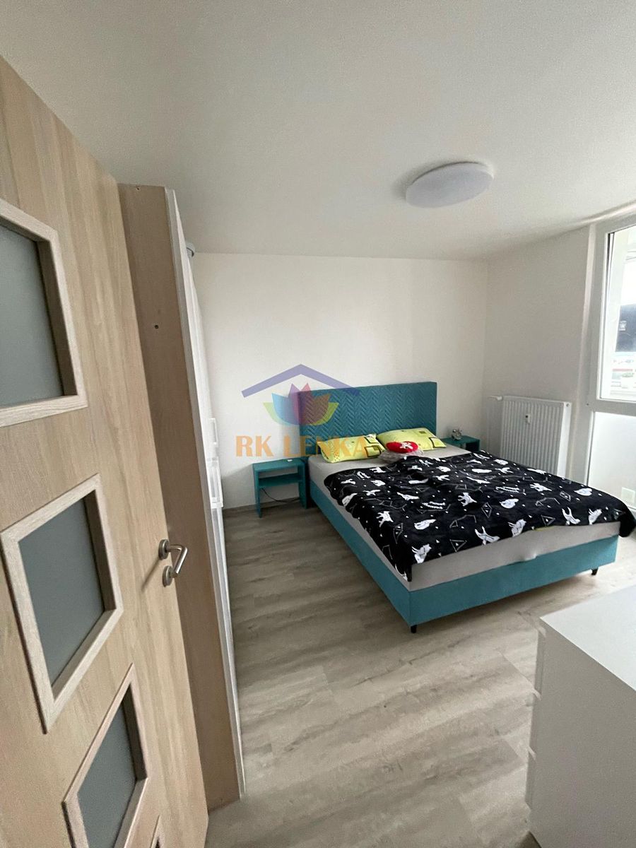 Pronájem bytu 2+1 54 m² – fotografie 4