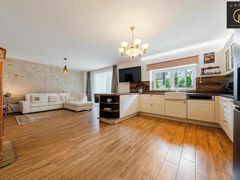 Prodej rodinného domu 123 m², pozemek 435 m², Kladno – náhled fotky 1