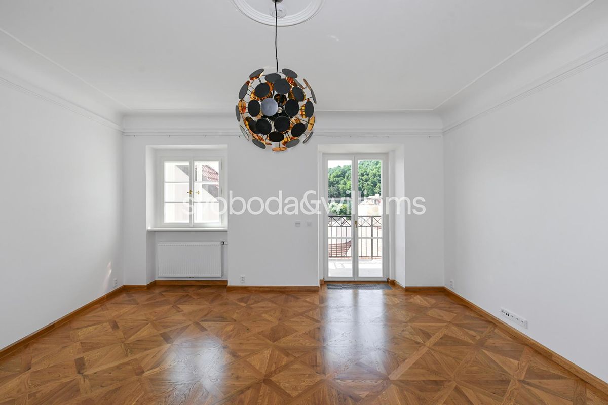 Pronájem bytu 3+1 106 m² – fotografie 4
