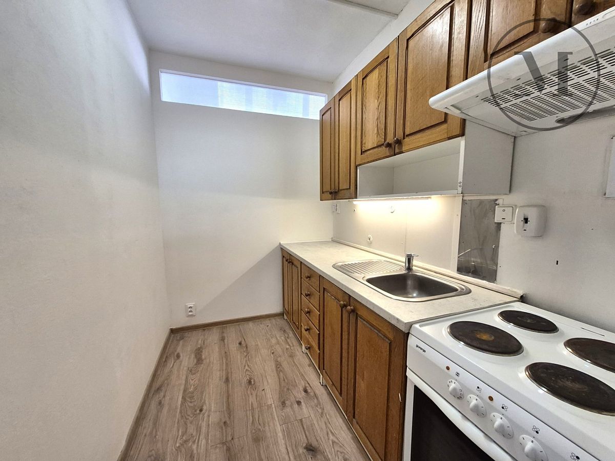 Pronájem bytu 3+1 61 m² – fotografie 2