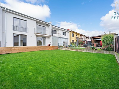 Будинок на продаж, 217 м² (3 з 37)