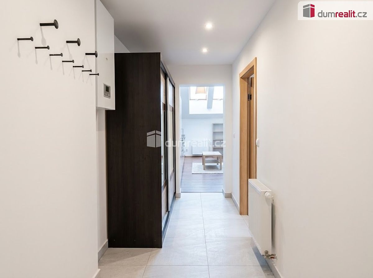 Pronájem bytu 2+kk 60 m² – fotografie 4