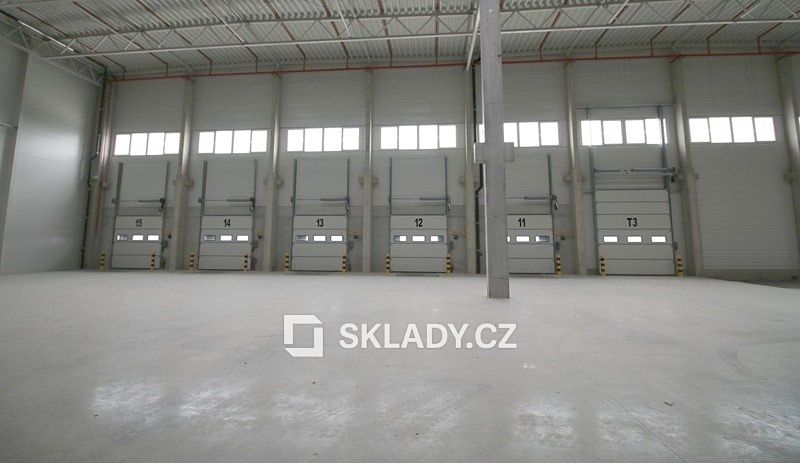 Pronájem skladového prostoru 5800 m² – fotografie 2