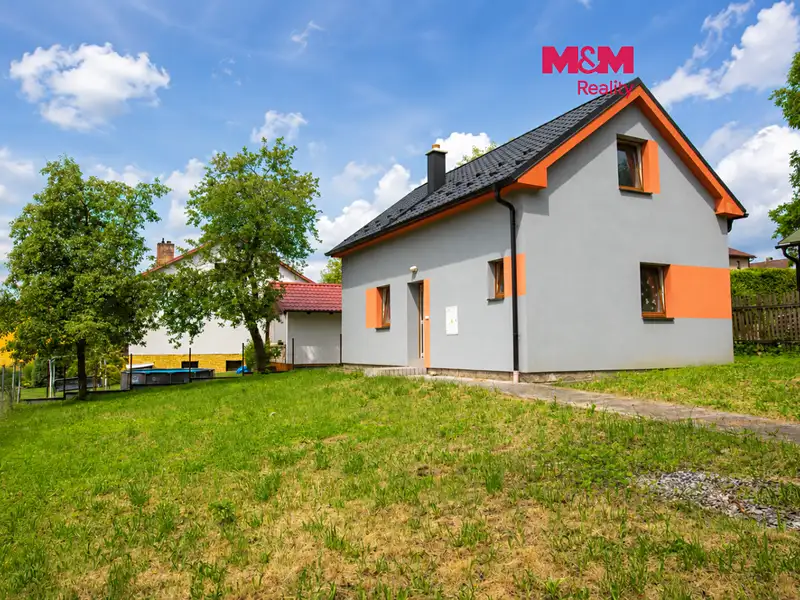 Prodej rodinného domu 86 m², pozemek 418 m², Vystrkov – náhled fotky 1