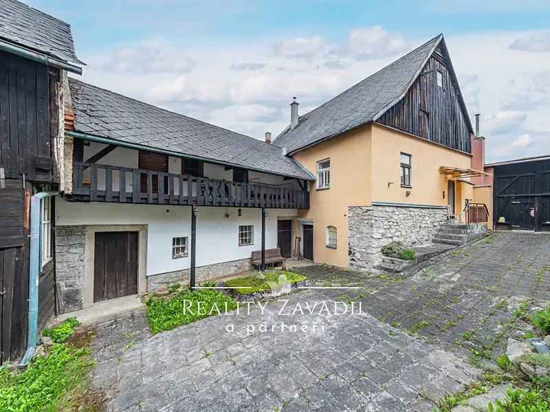 Prodej chalupy 140 m², pozemek 796 m², Dolní Cerekev, okres Jihlava
