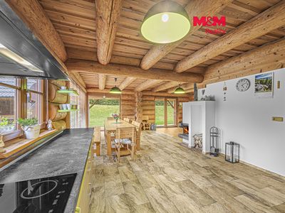 Prodej rodinného domu 190 m², pozemek 2571 m²